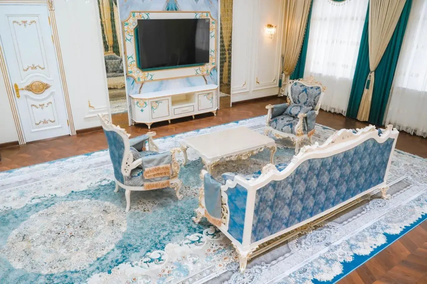 Отель Kangurt Grand