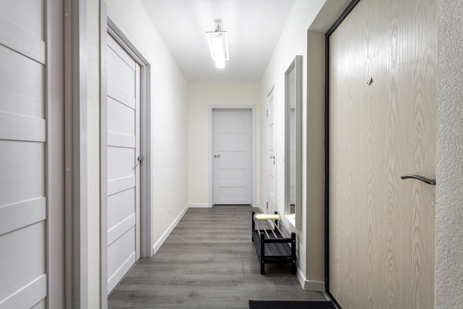 Квартира у метро Елизаровская