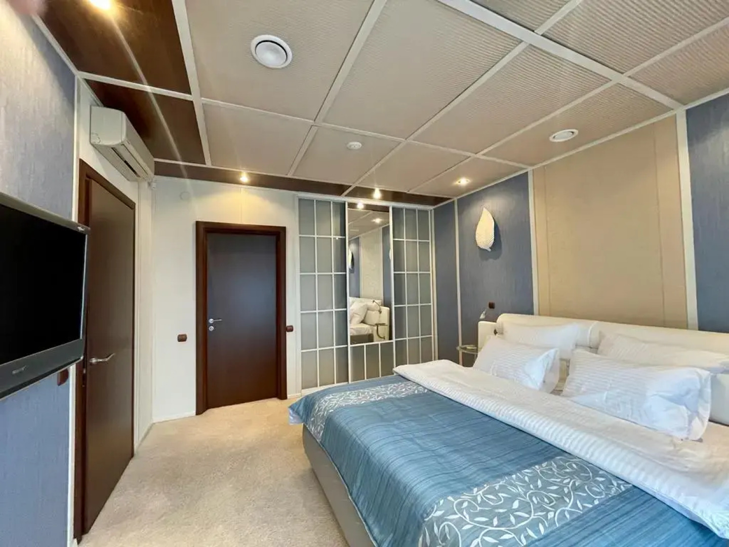 Кемпинг Яхт-клуб Фрегат