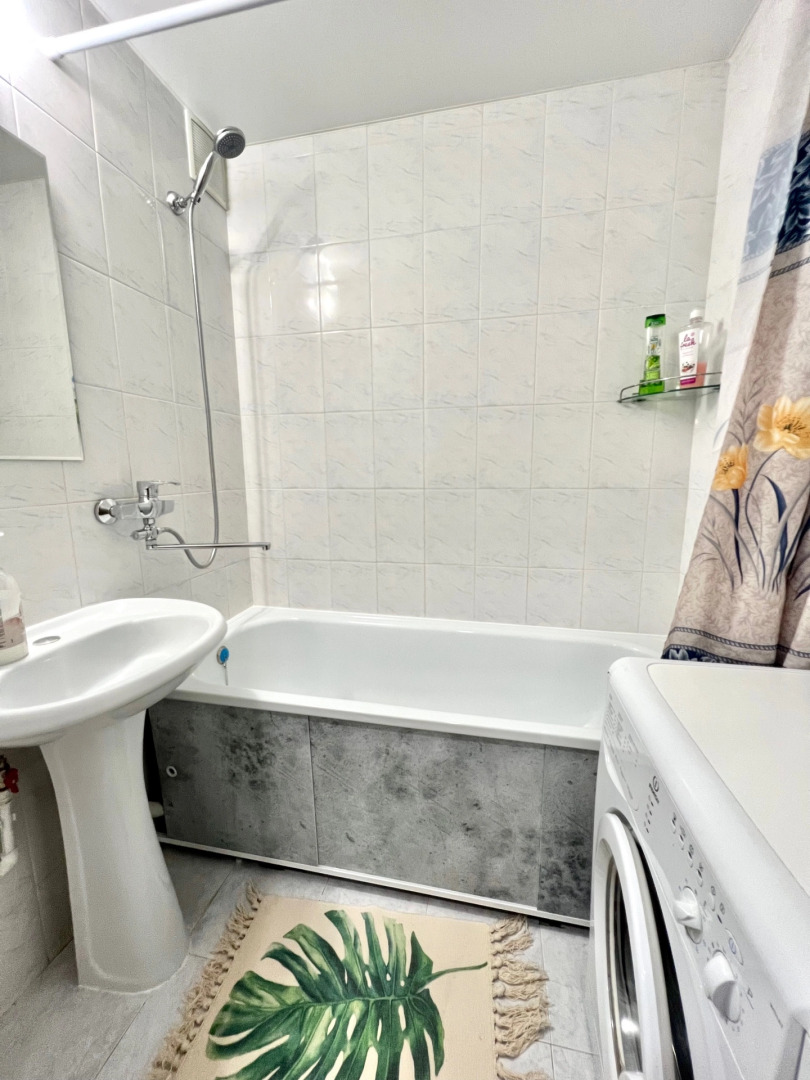 Апартаменты Карла Маркса 70