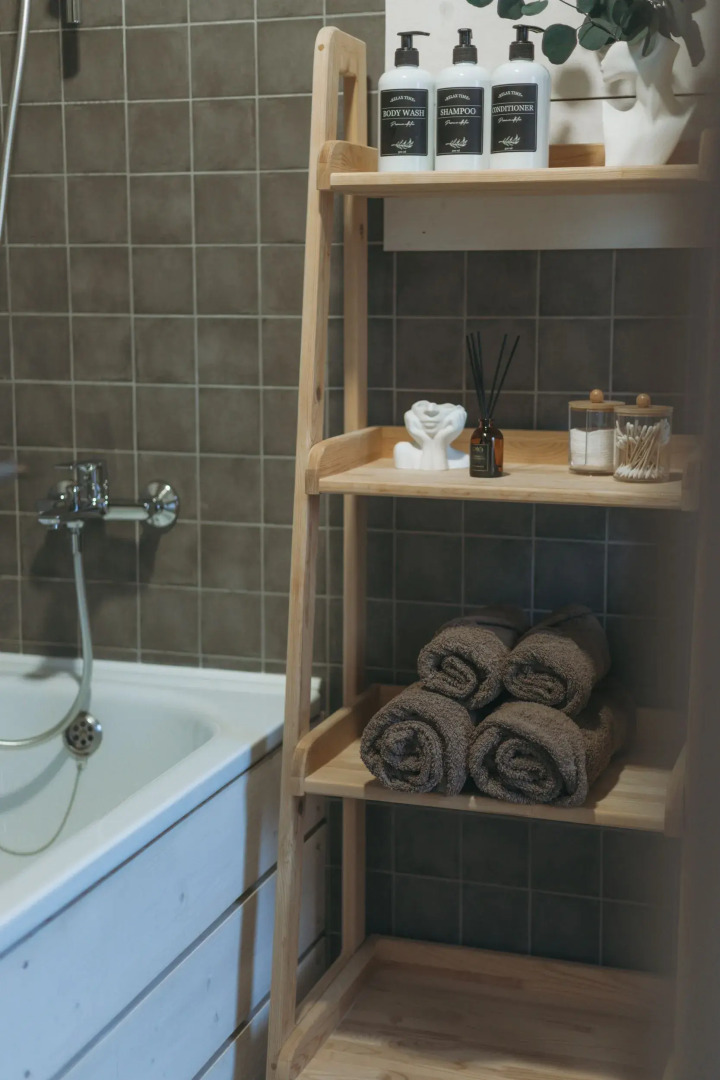 Частный дом с баней и чаном у воды и леса