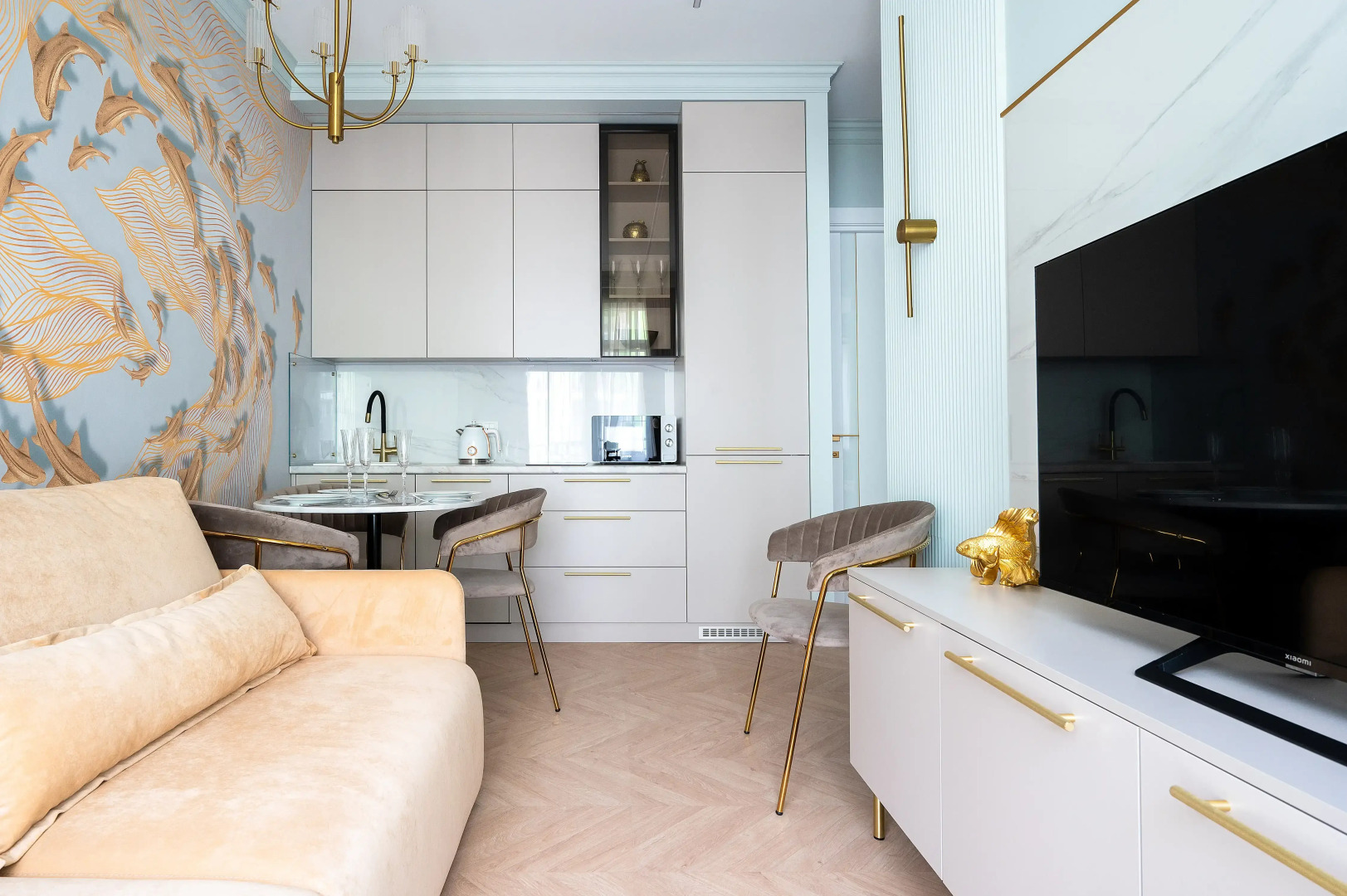 Апартаменты Red Apartments Арт Лайт Сити Апартамент Корелли