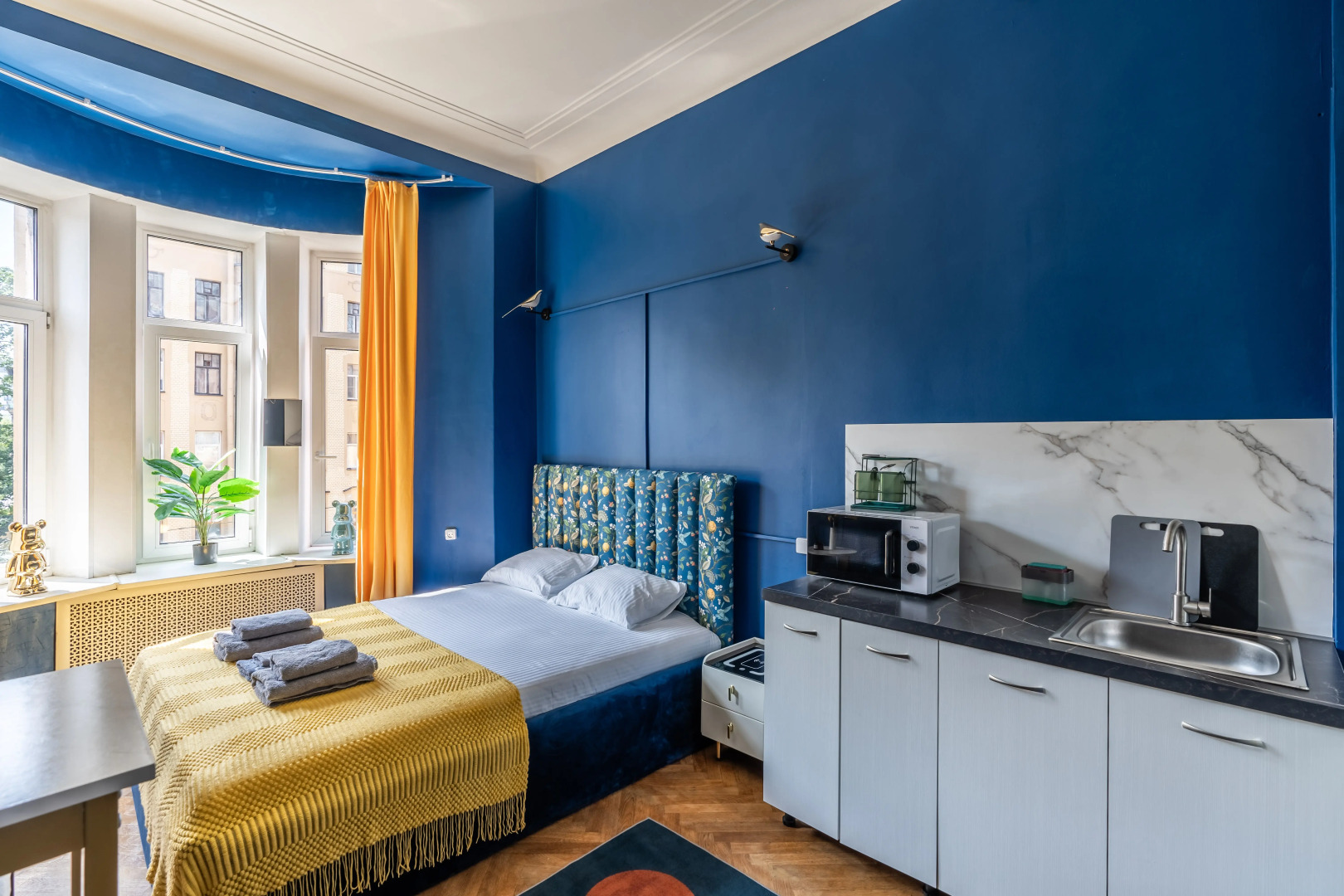 Апартаменты ВО 14/65 Синий свет