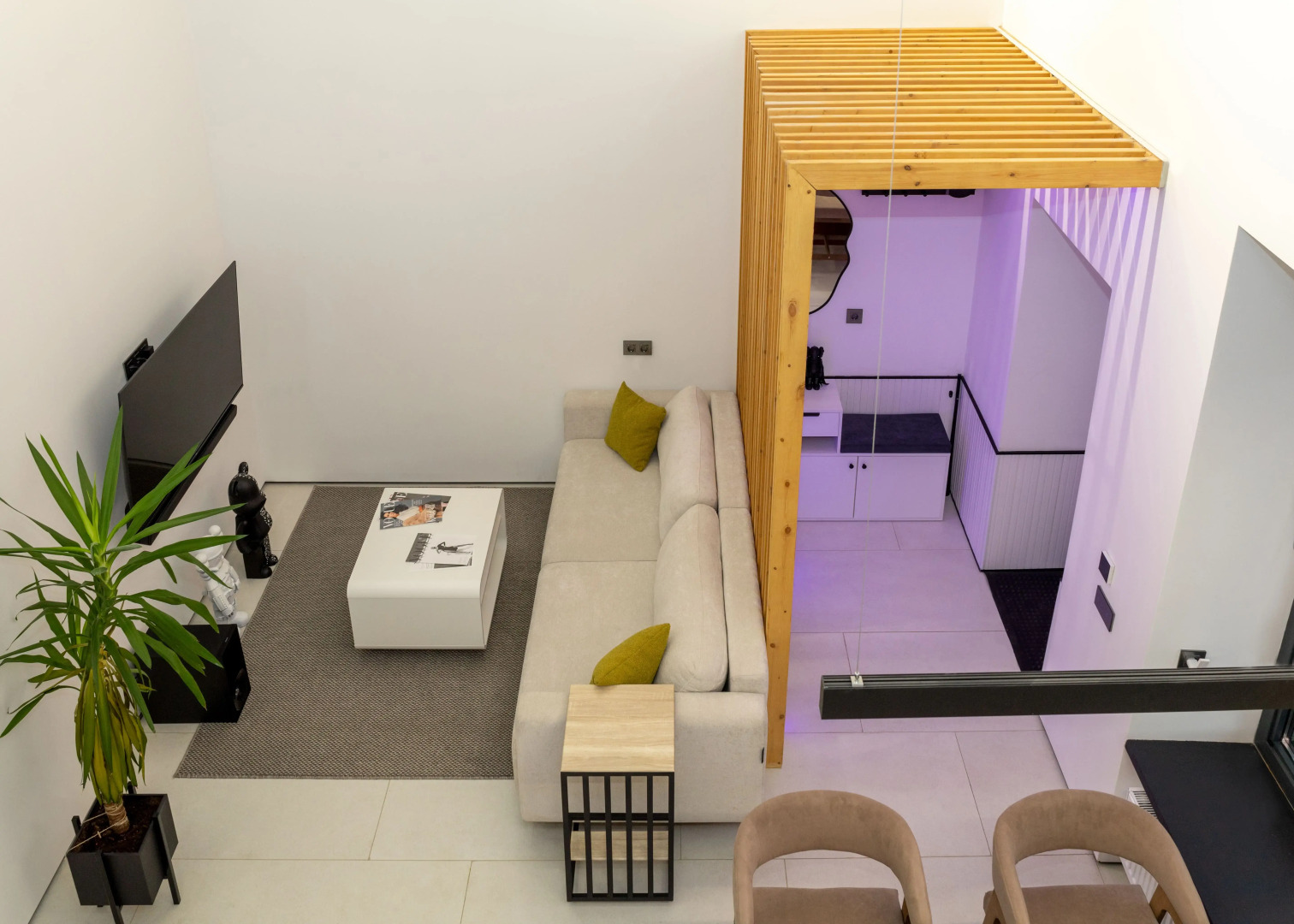 Апартаменты Двухуровневые в центре города R14-Apart