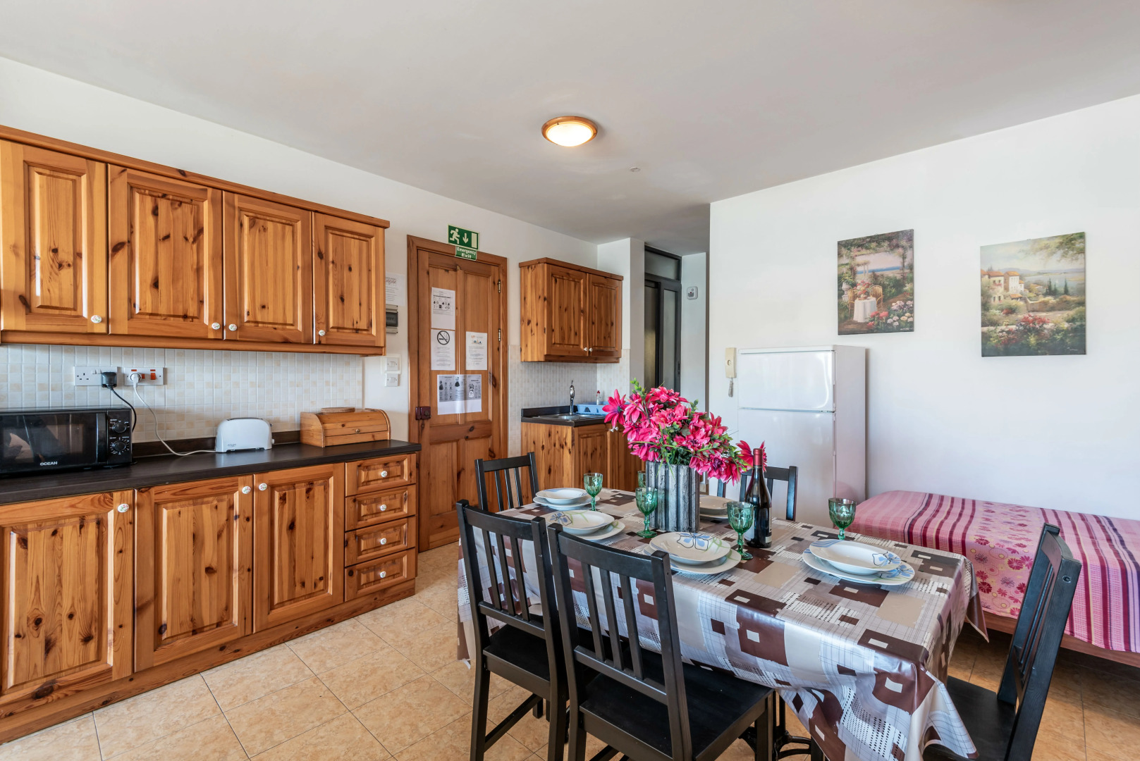 Апартаменты Harbour Lights