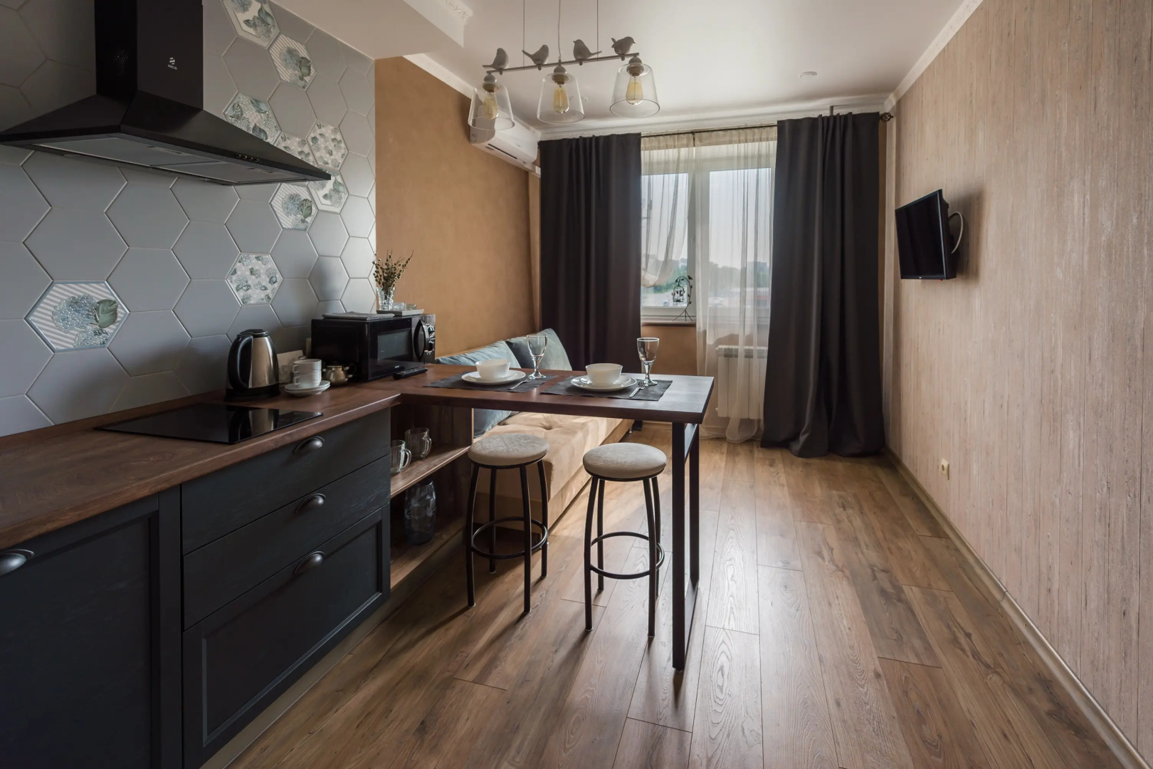 Апартаменты у Набережной Country House 1