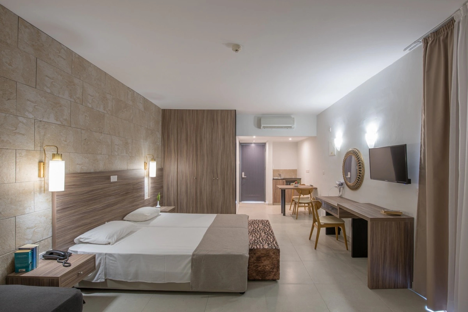 Отель Electra Holiday Village Water Park