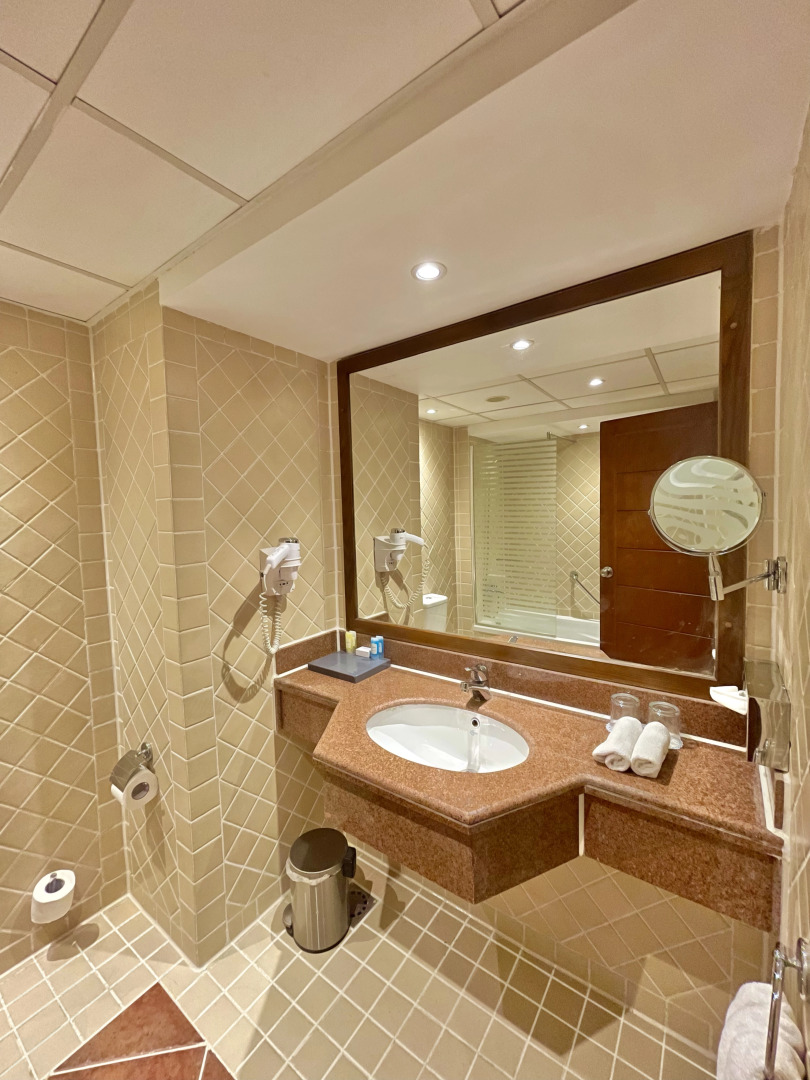 Ivy Cyrene Island Aqua Park Resort