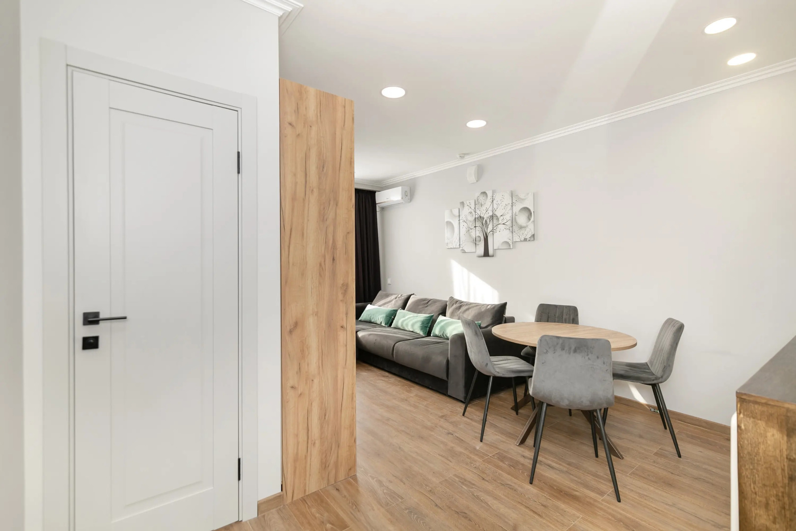 Апартаменты Двухкомнатные апартаменты у моря