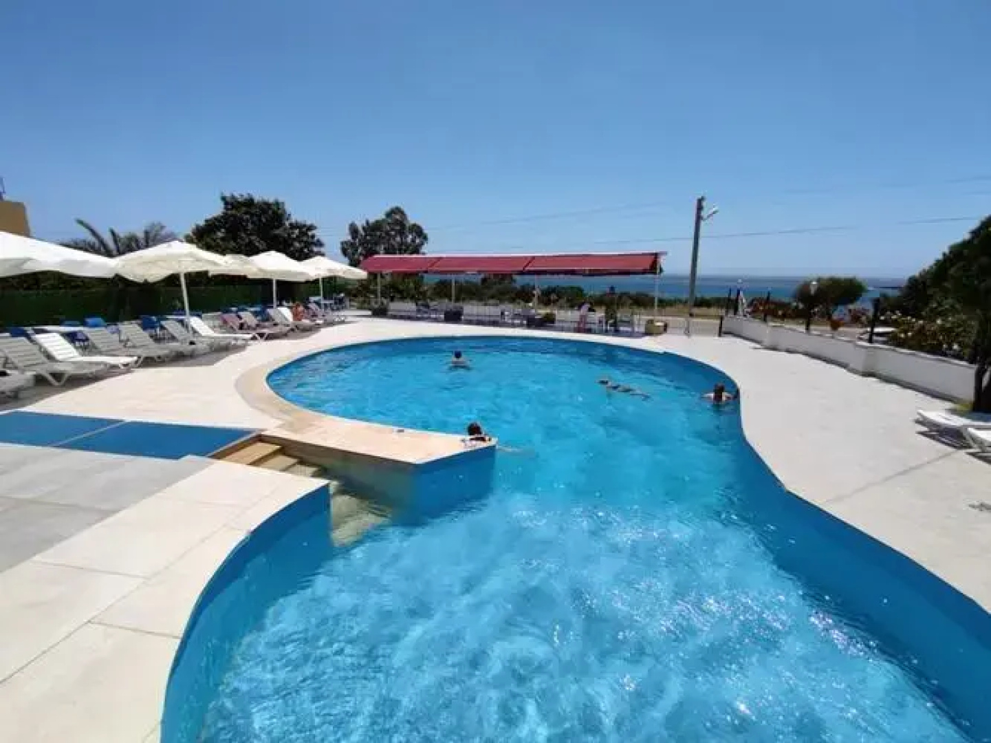 Atlantis D.M & Butik Otel