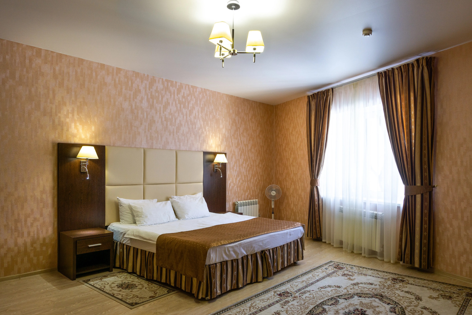 Отель Виктория 3*