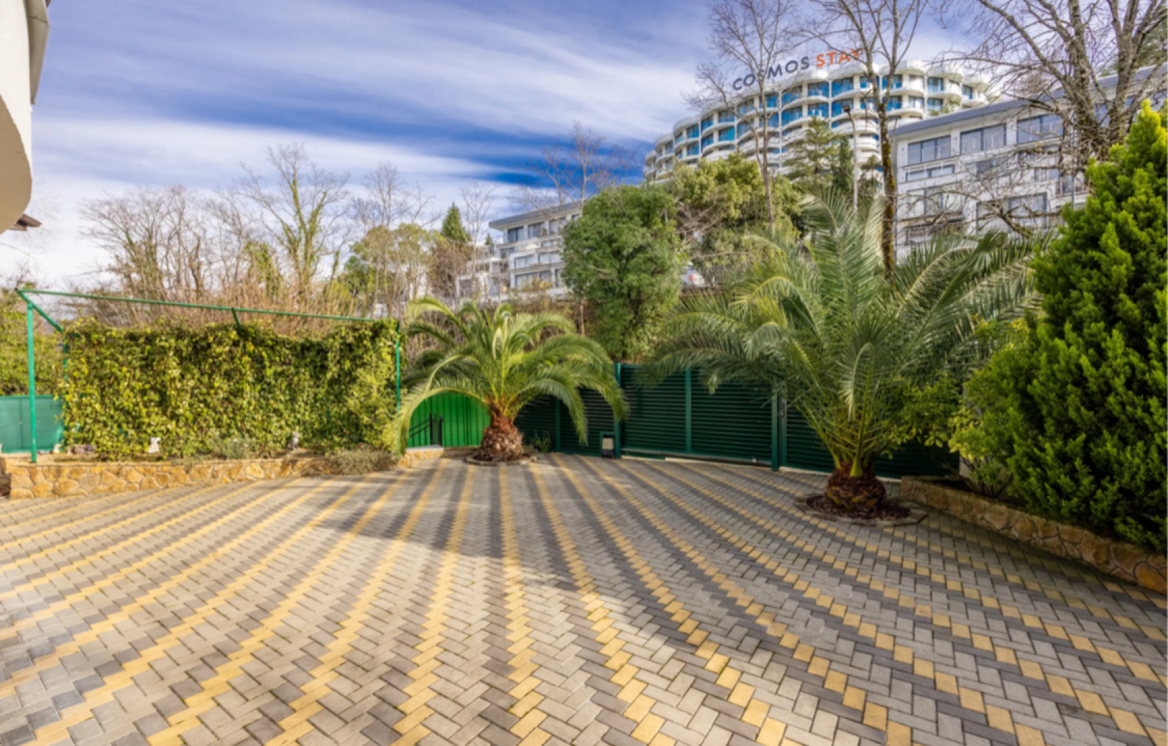 Частный дом Дом на море в Сочи с бассейном