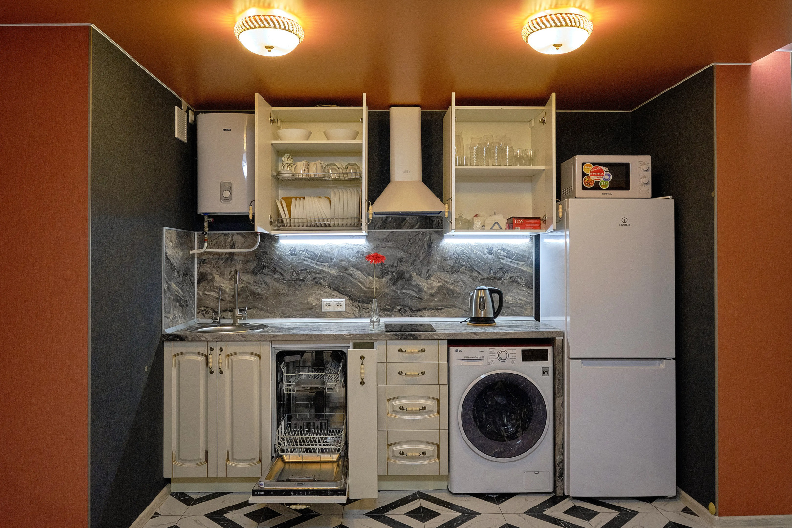 Квартира 2-х комн   у Московского вокзала - Невский пр 103