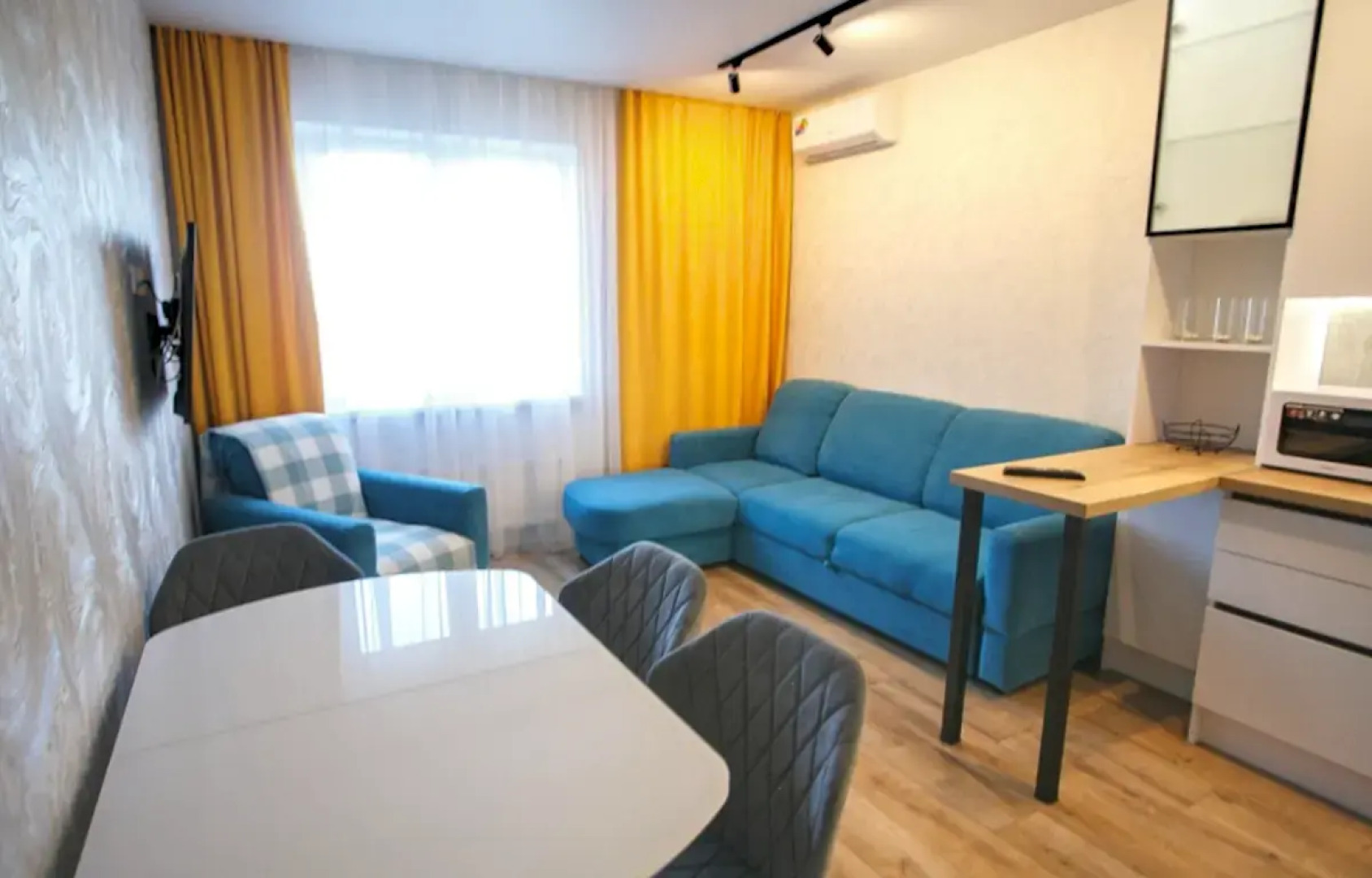 Апартаменты Комфортные семейные на Мавлютова