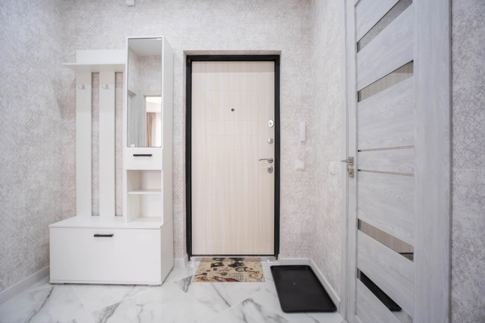 Апартаменты с уютным светлым ремонтом в новом доме