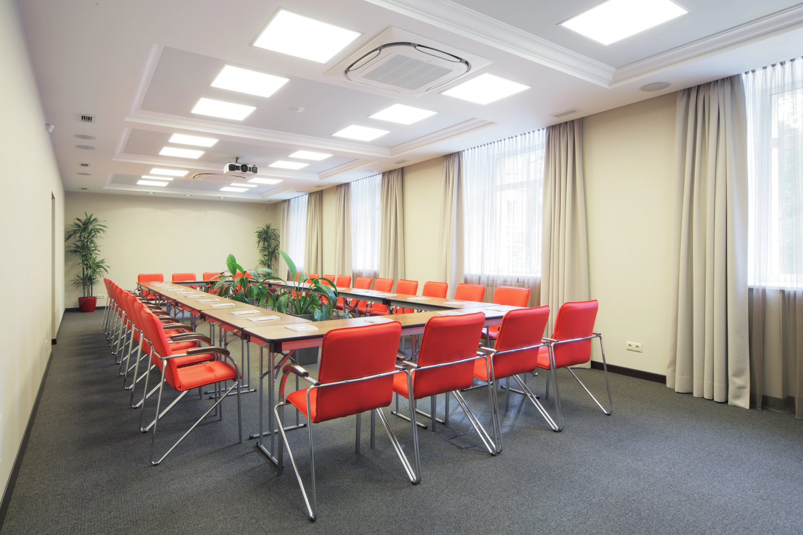 Отель Грин Парк