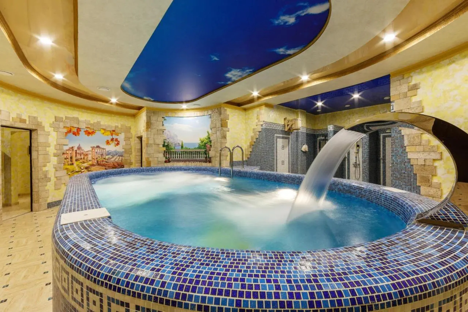 Отель Аквамарин