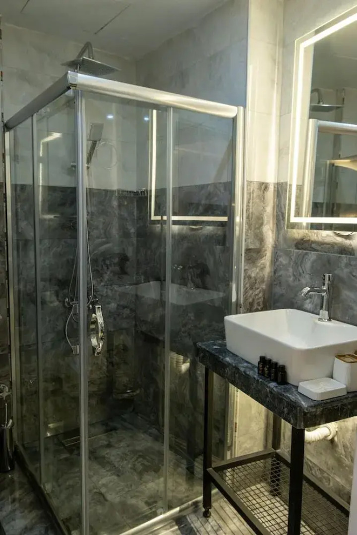 Отель Linda Port Hotel