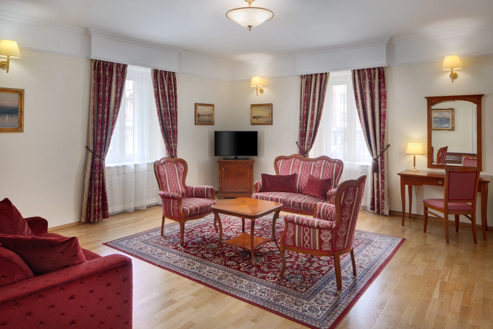 Отель Boutique Seven Days