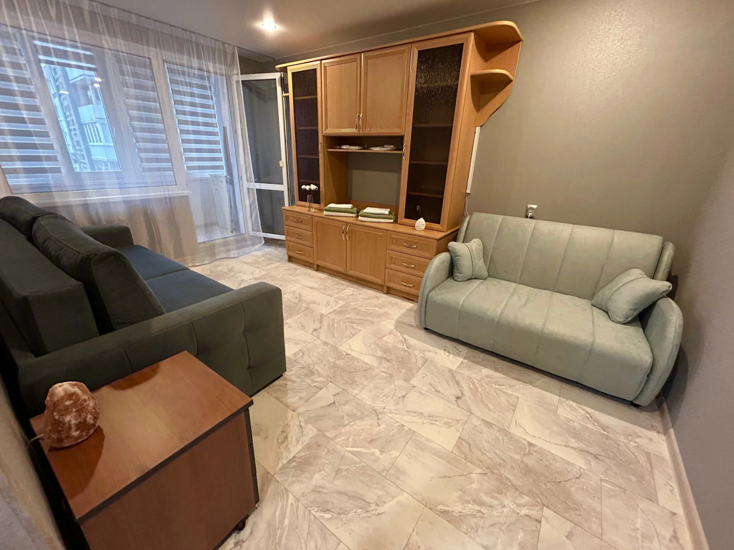 Апартаменты на Острове Канта у Биржевого сквера (самый центр города)