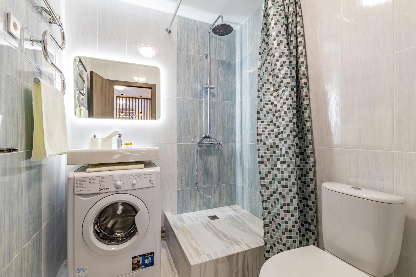 Апартаменты Stepanenkov на Готвальда 24/4 (А)