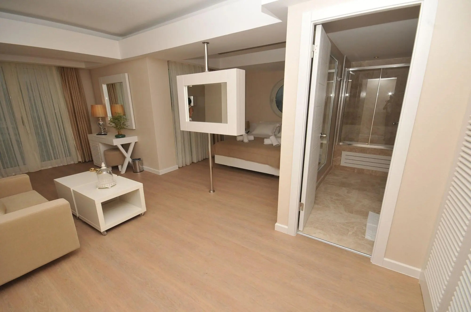 Отель Alesta Yacht