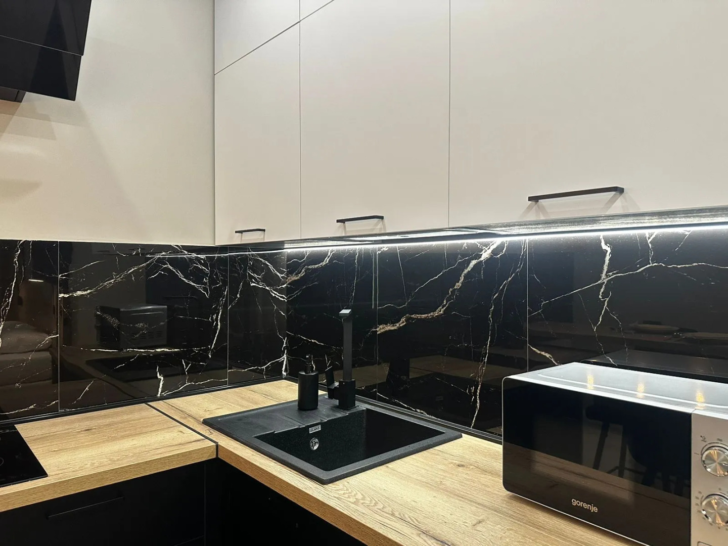 Апартаменты Сутки Уфа на Аксакова 81 130