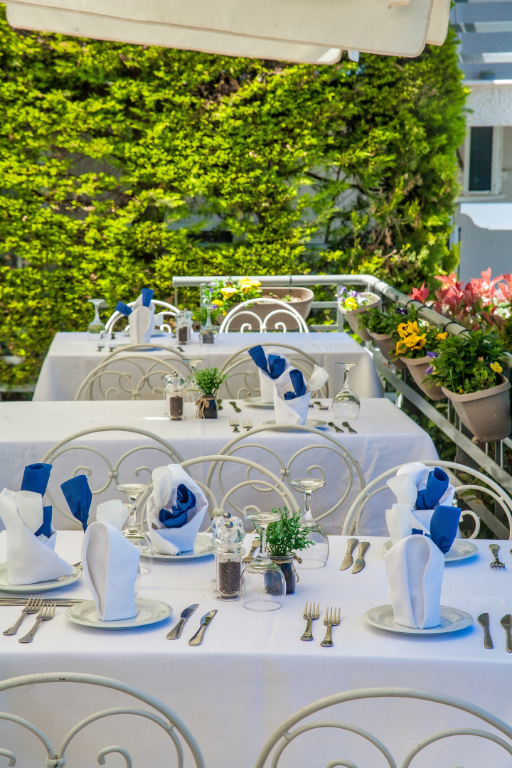 Отель Panorama Suites & Spa Adults Only
