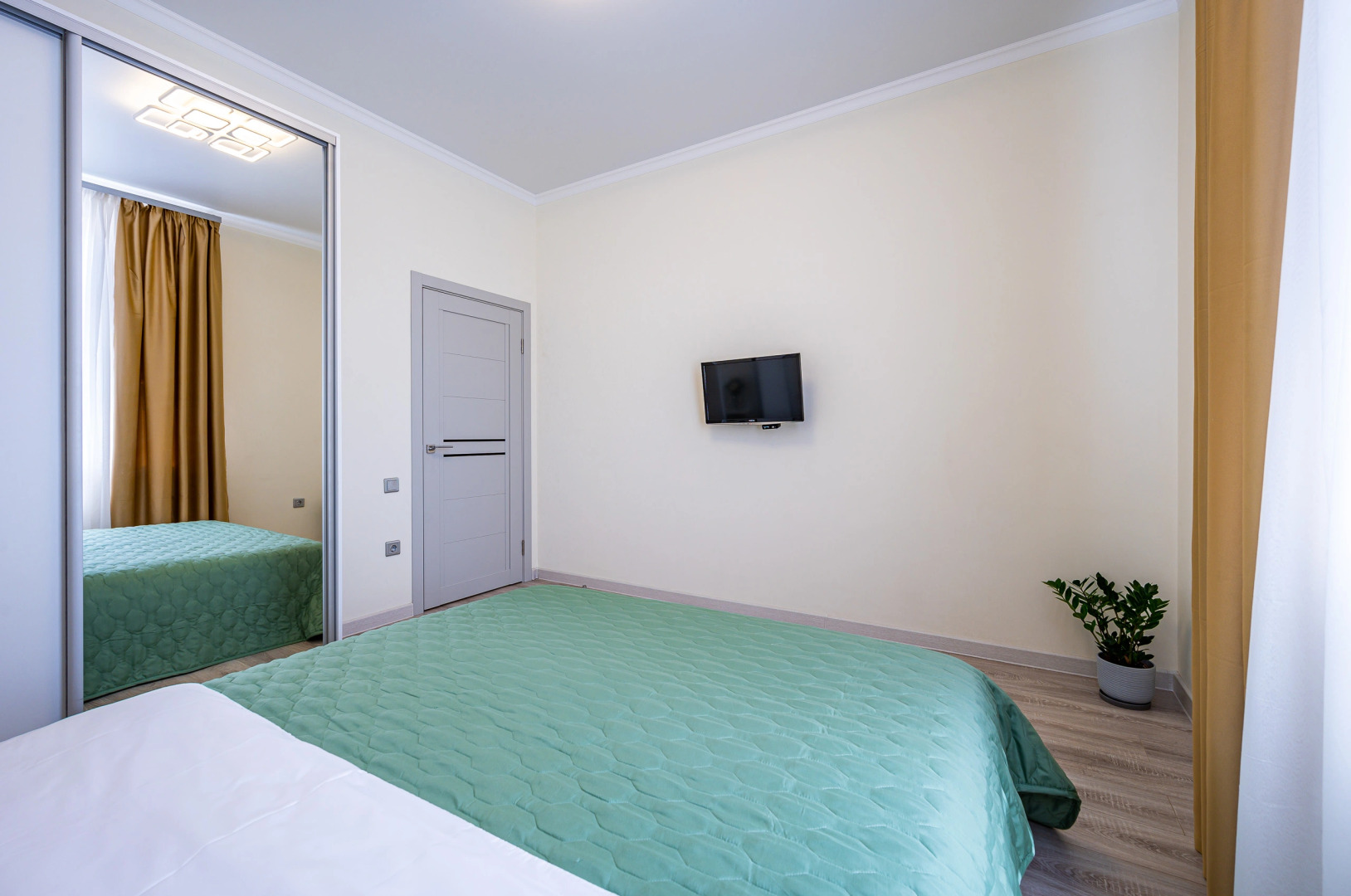 Апартаменты Двухкомнатная Квартира в Центре Краснодара