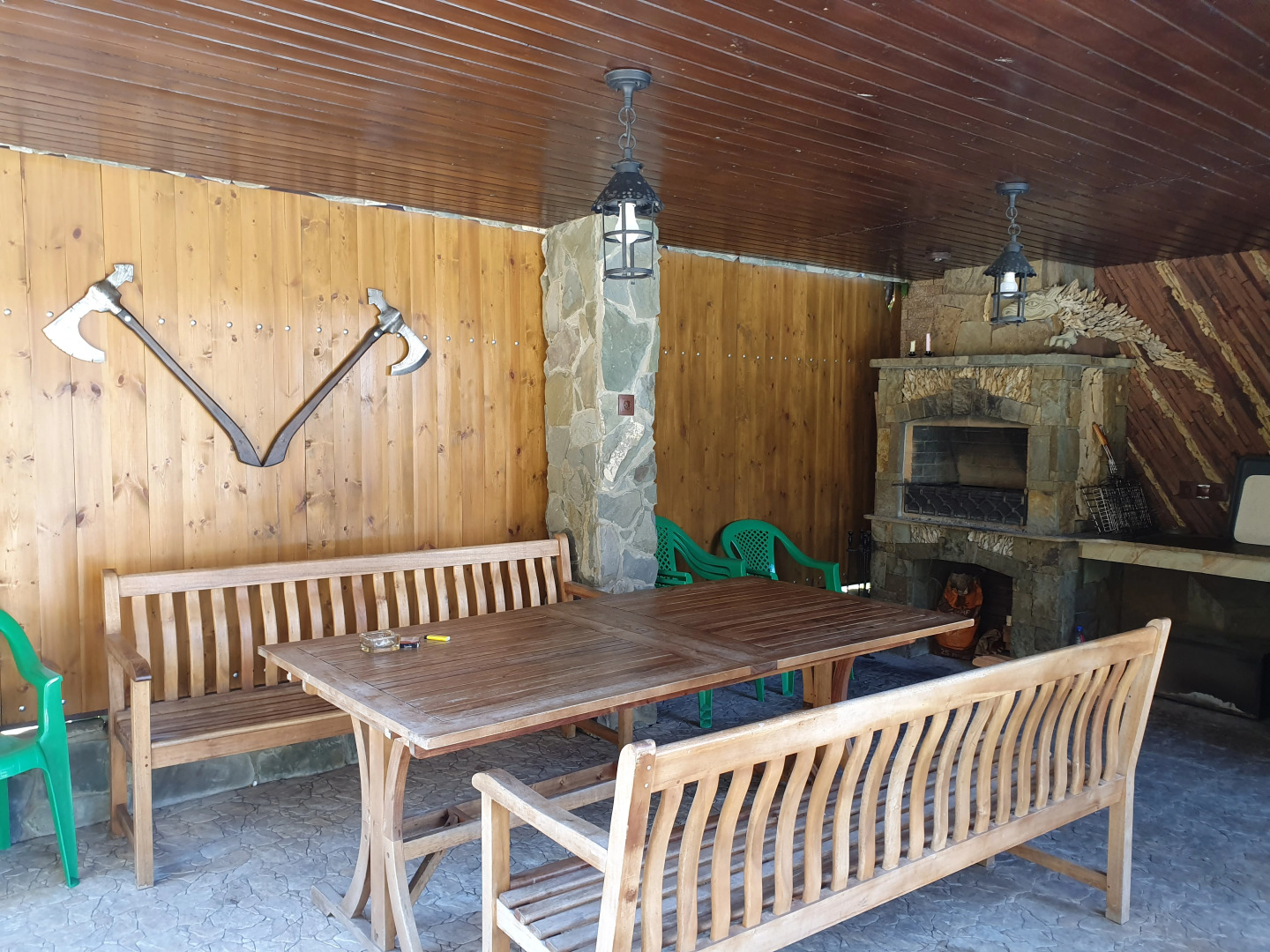 Гостевой дом Замок на Земляничной