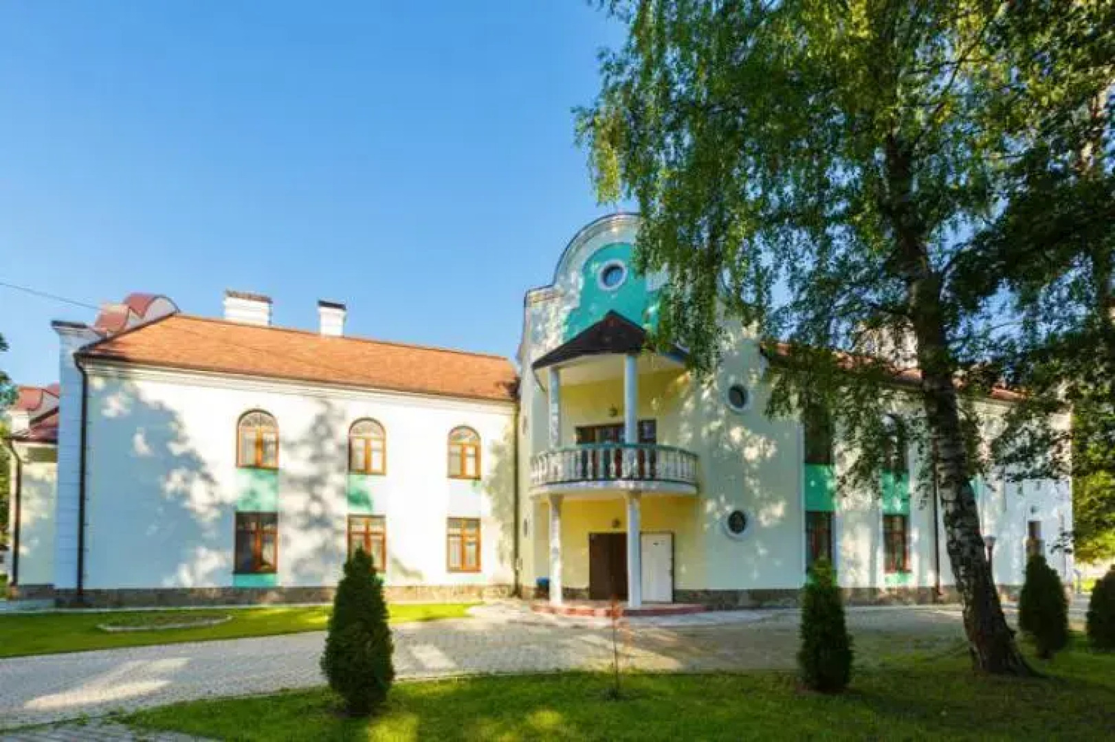 Отель Золотая Осень