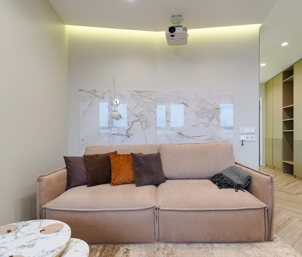 Квартира стильная двухкомнатная VIP на берегу реки