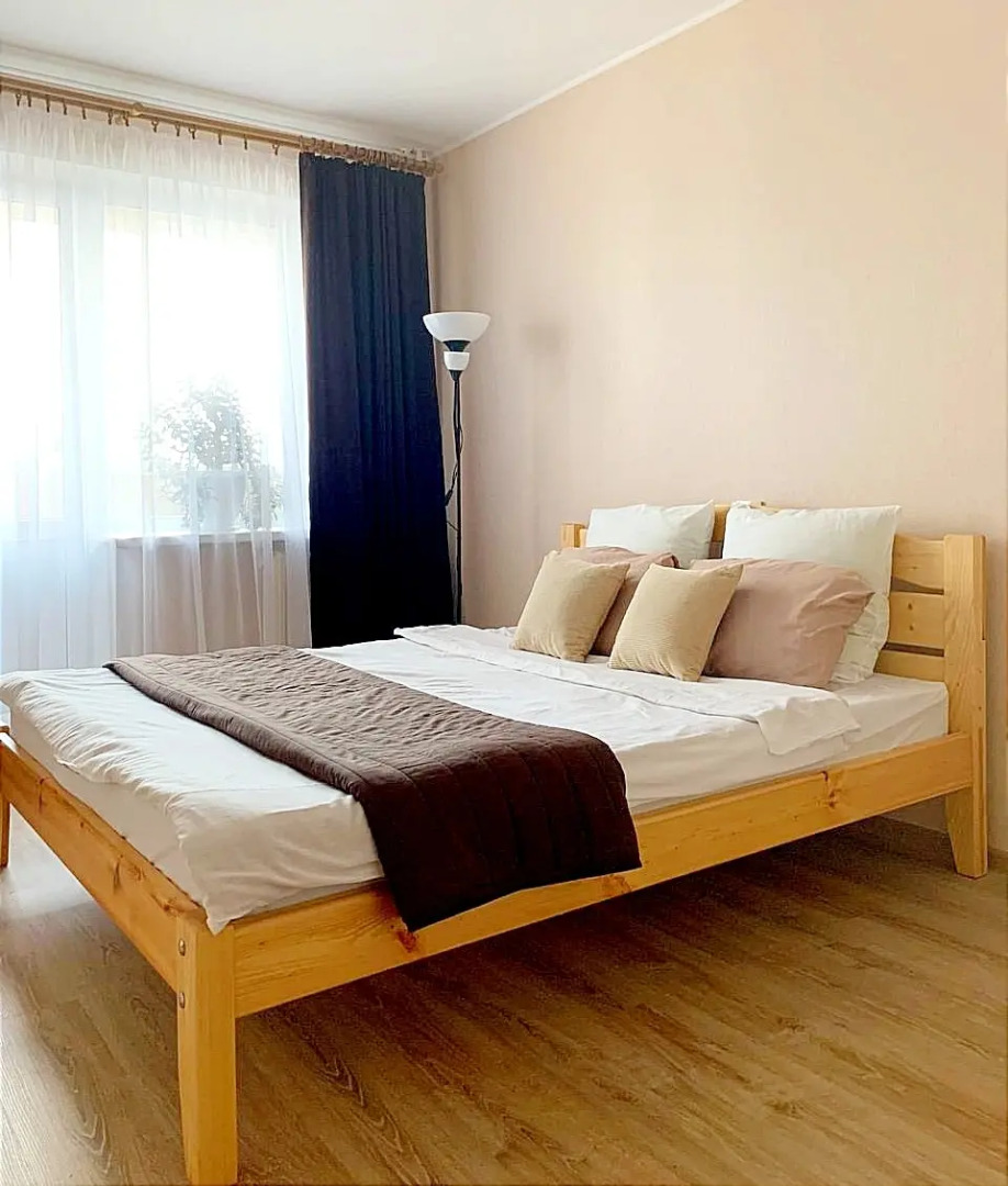 Апартаменты Двухкомнатные апартаменты недалеко от центра.