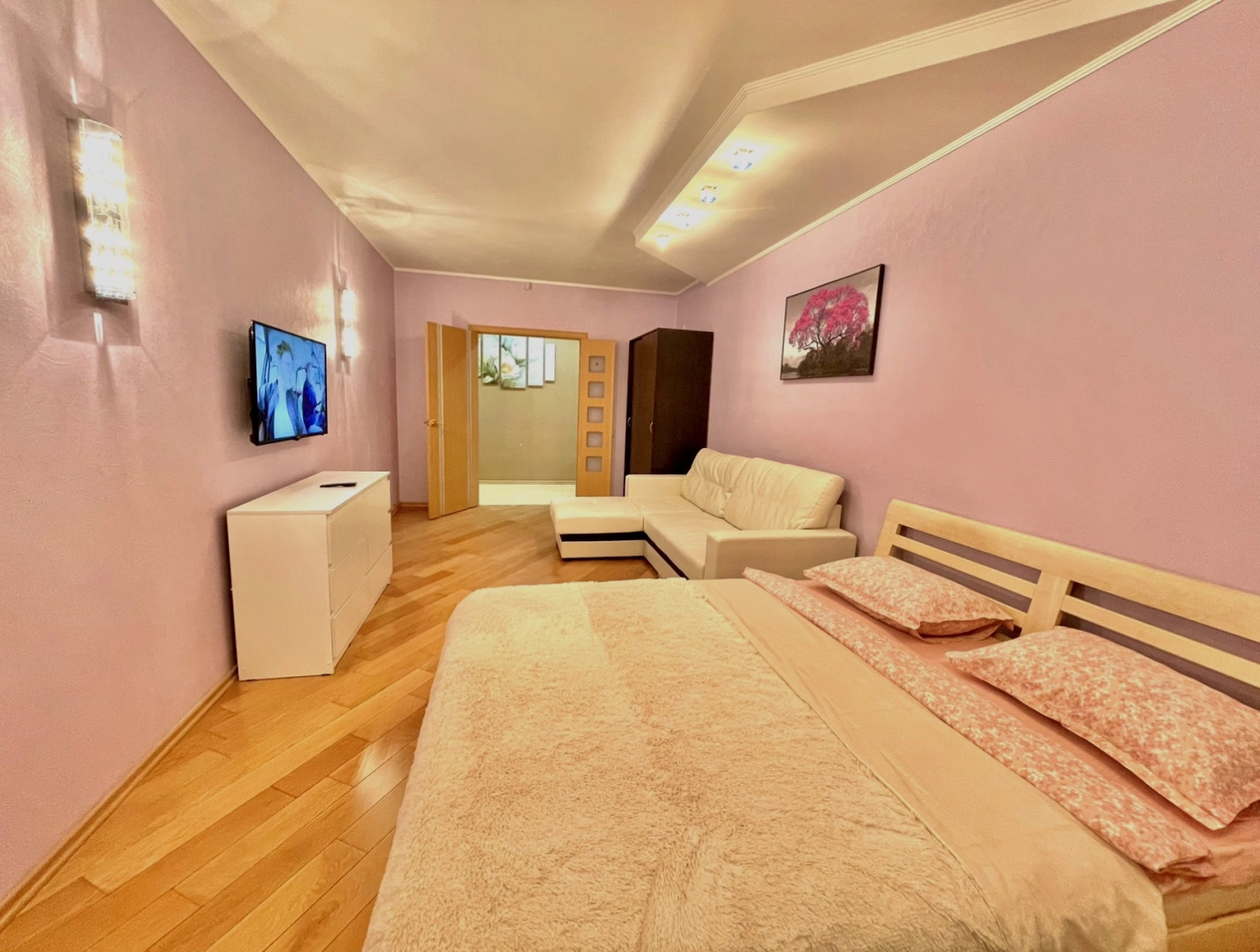 Апартаменты двухкомнатные на 11 Этаже в ЖК Современник с видом на реку Волгу