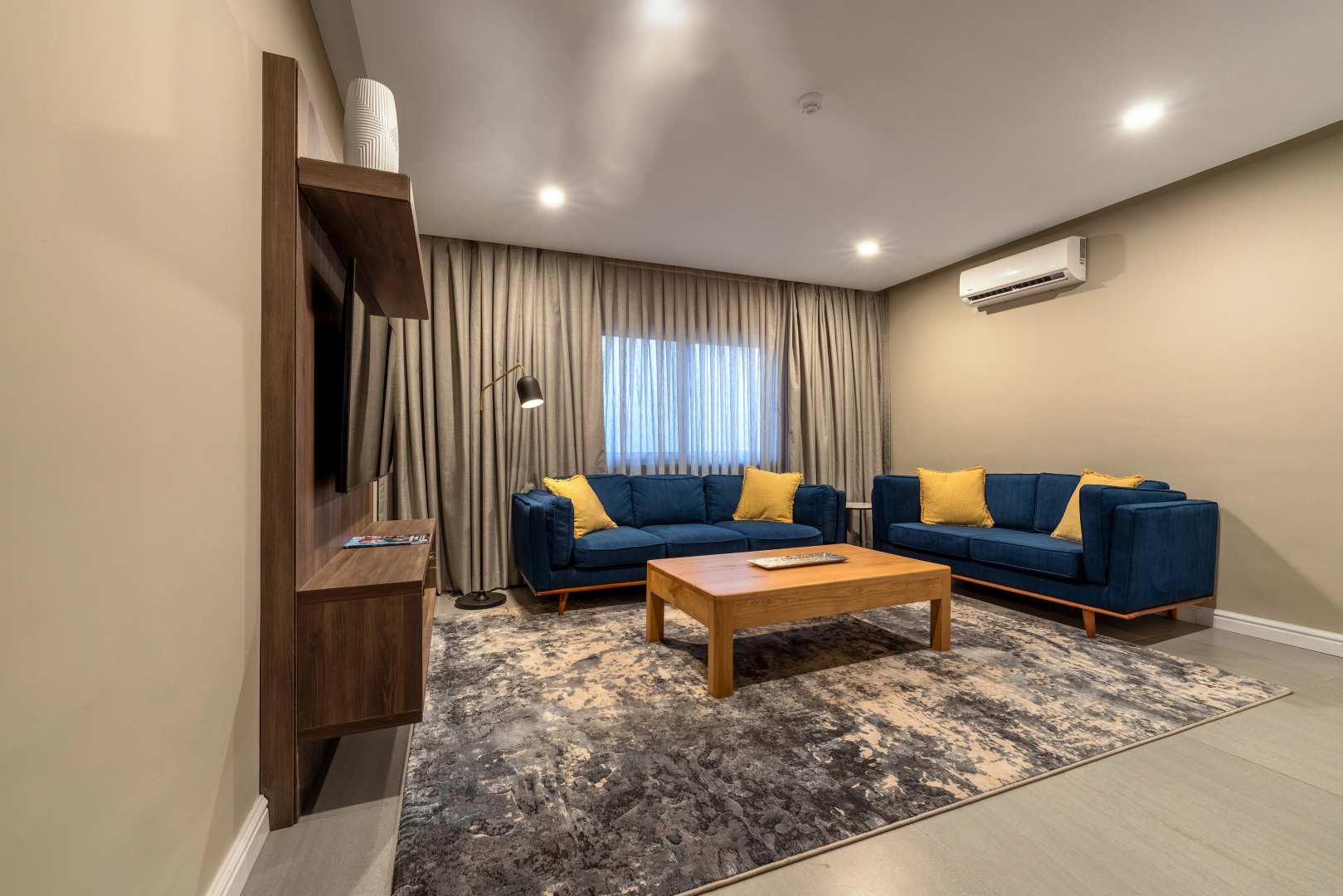 Отель Central Ridge