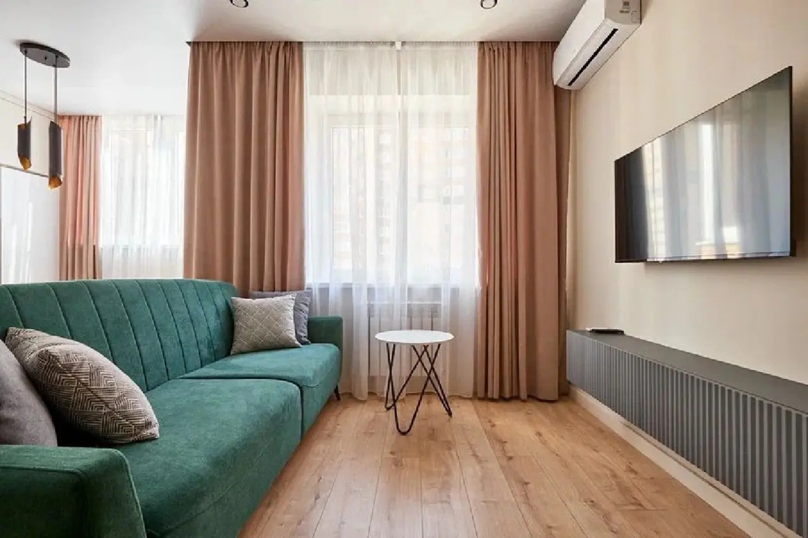 Апартаменты На Героя Георгия Бочарникова 14