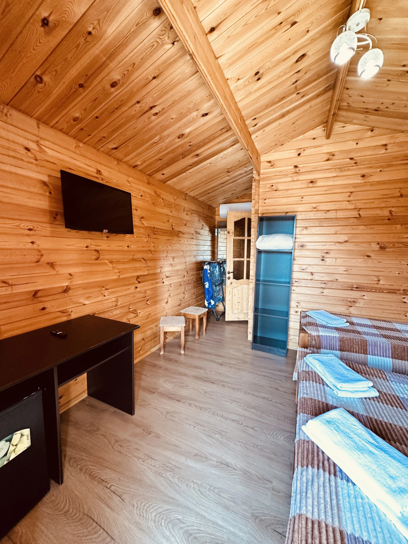 Гостевой Дом  Домики Набережная Виктория 100 м от моря