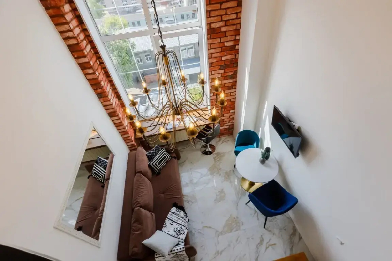 Апартаменты Queenstay Роял Лофт на Войковской