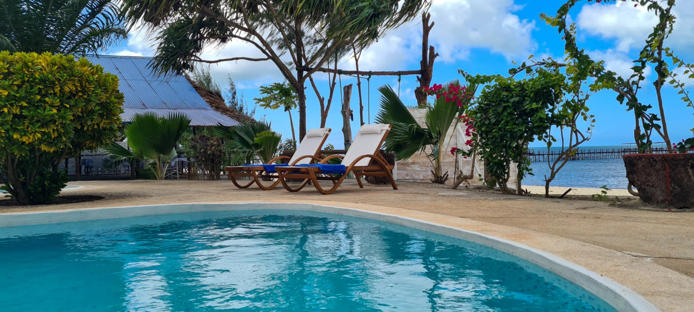 Отель Five Palms