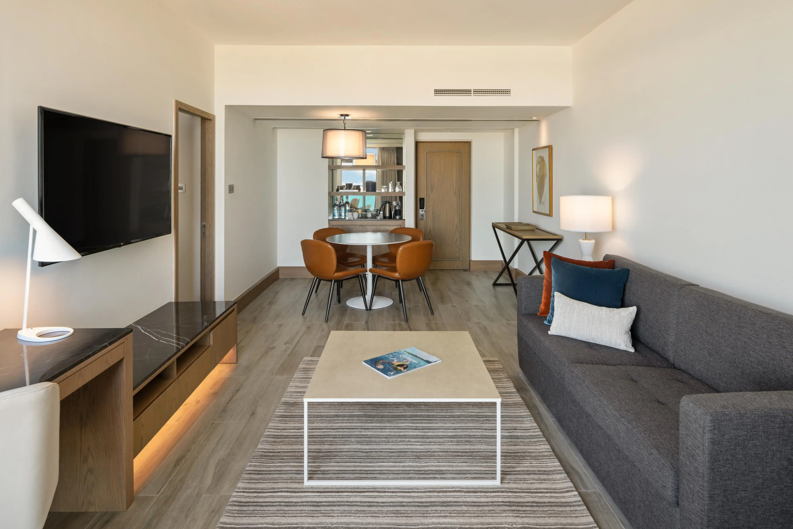 Курортный отель JA The Resort - JA Beach hotel