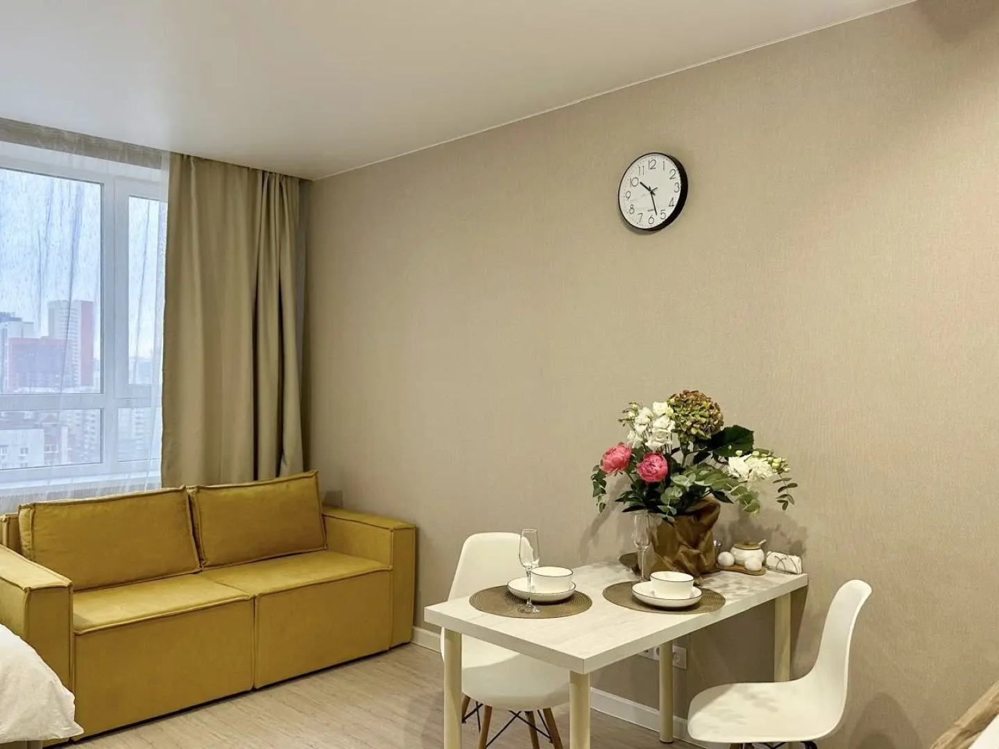 Квартира ApartHause со Стильным Дизайном и Красивым Видом