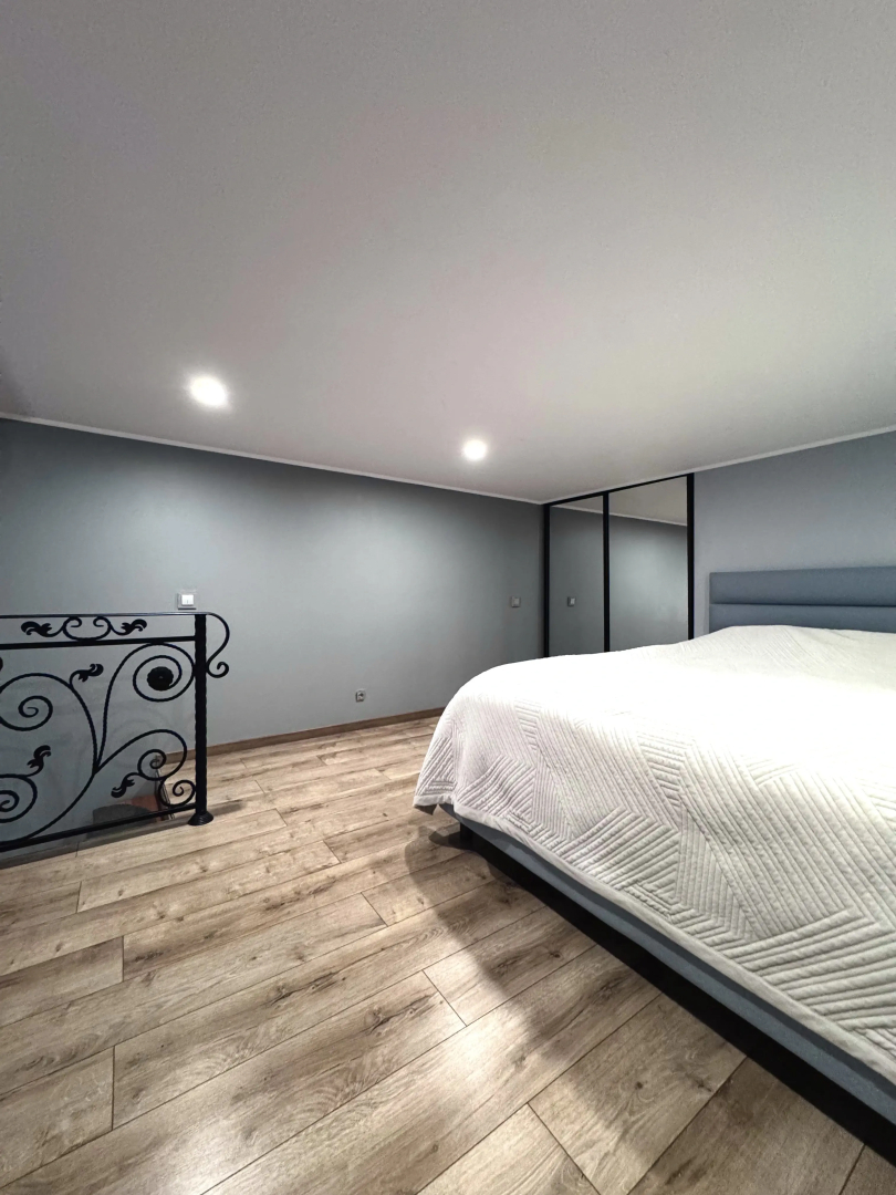 Квартира Cтудия Лофт Двухуровневая Yarapartments