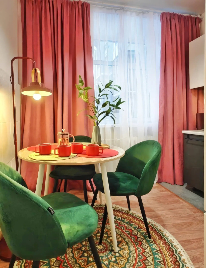 Апартаменты на улице Маршала Бирюзова 18