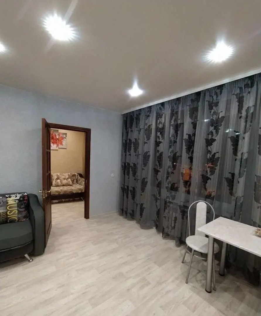 Апартаменты на Базстроевской, 22