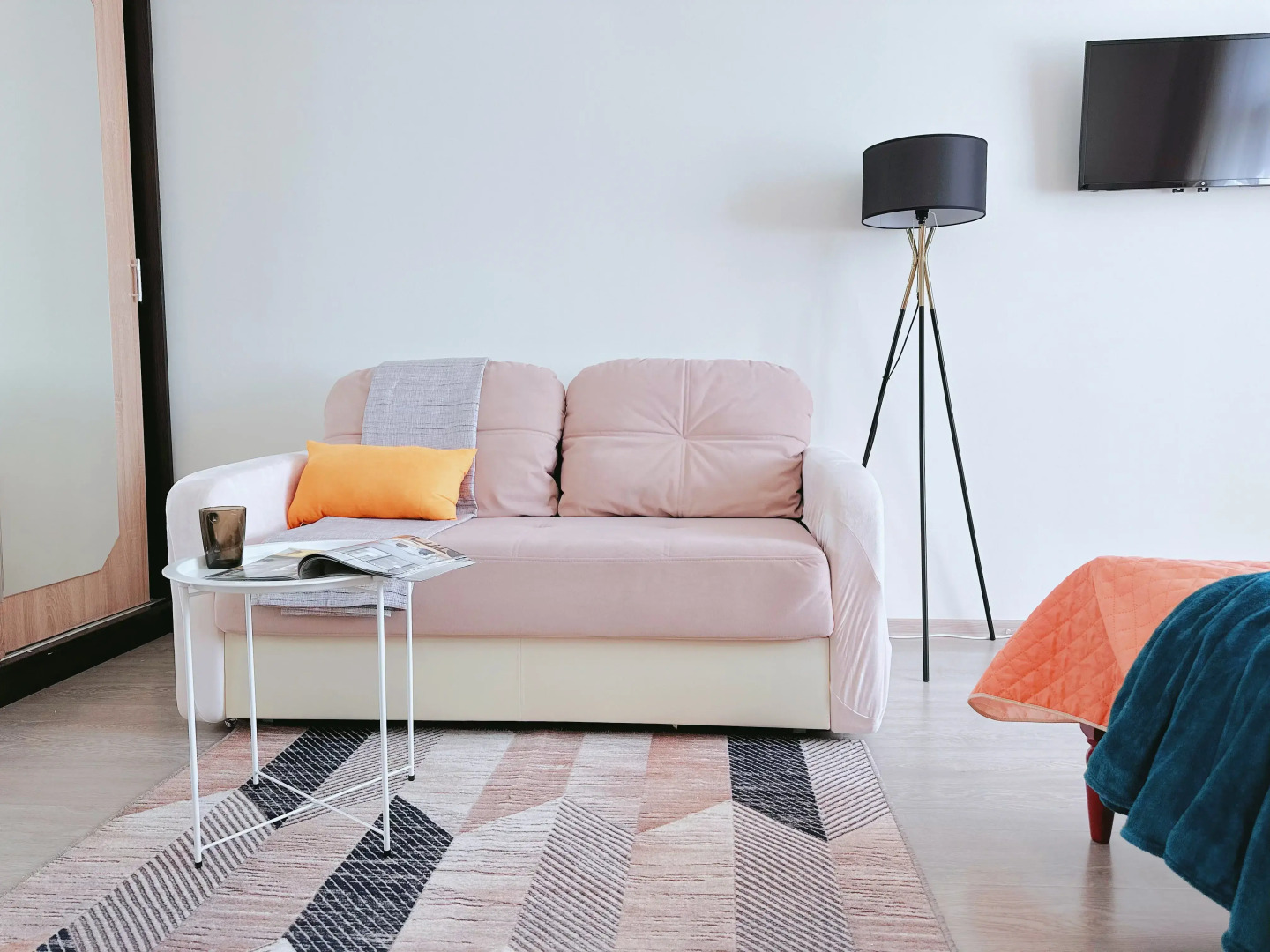 Квартира Однокомнатная Natali apart на метро Академика Янгеля