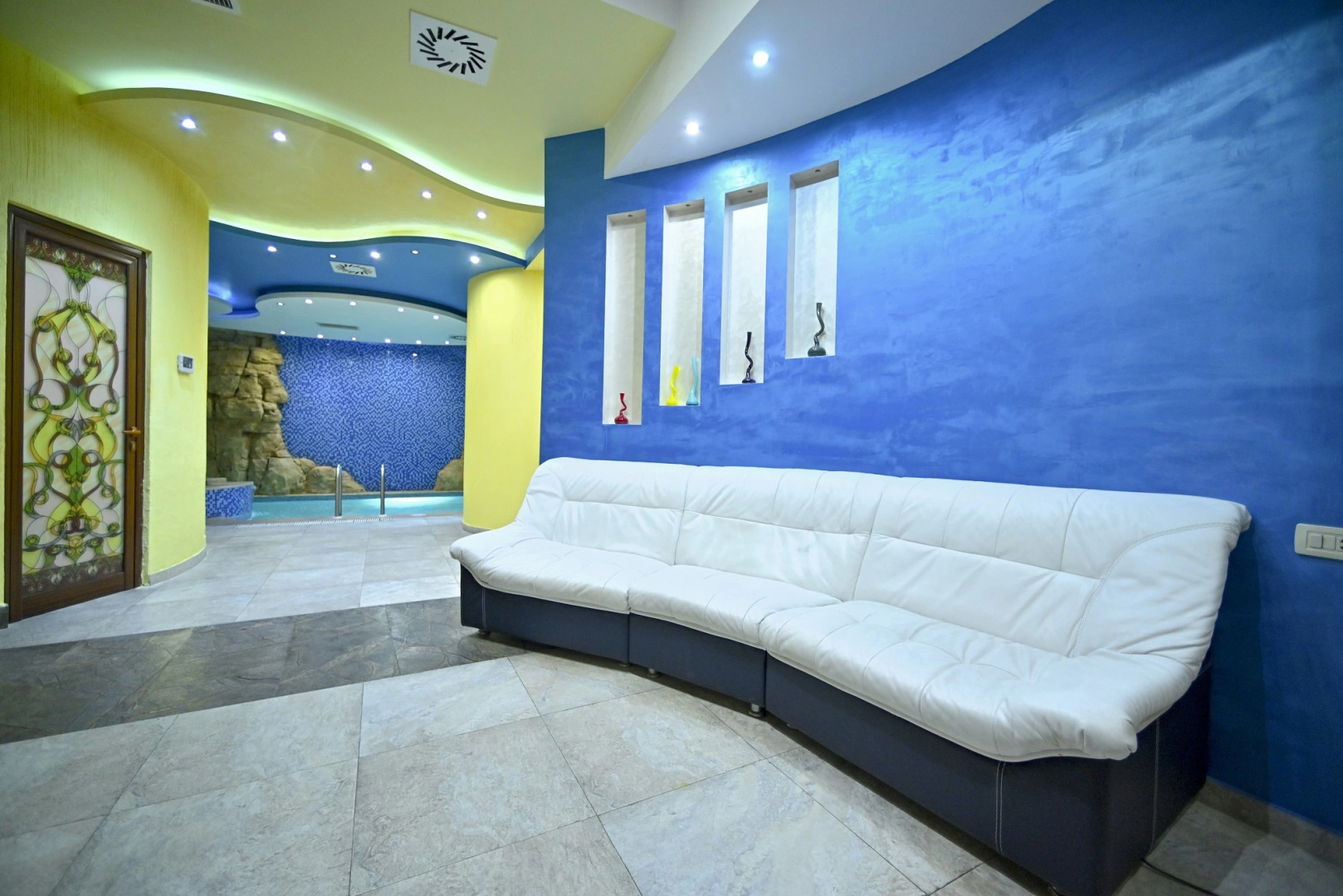 Отель Грейс Форум