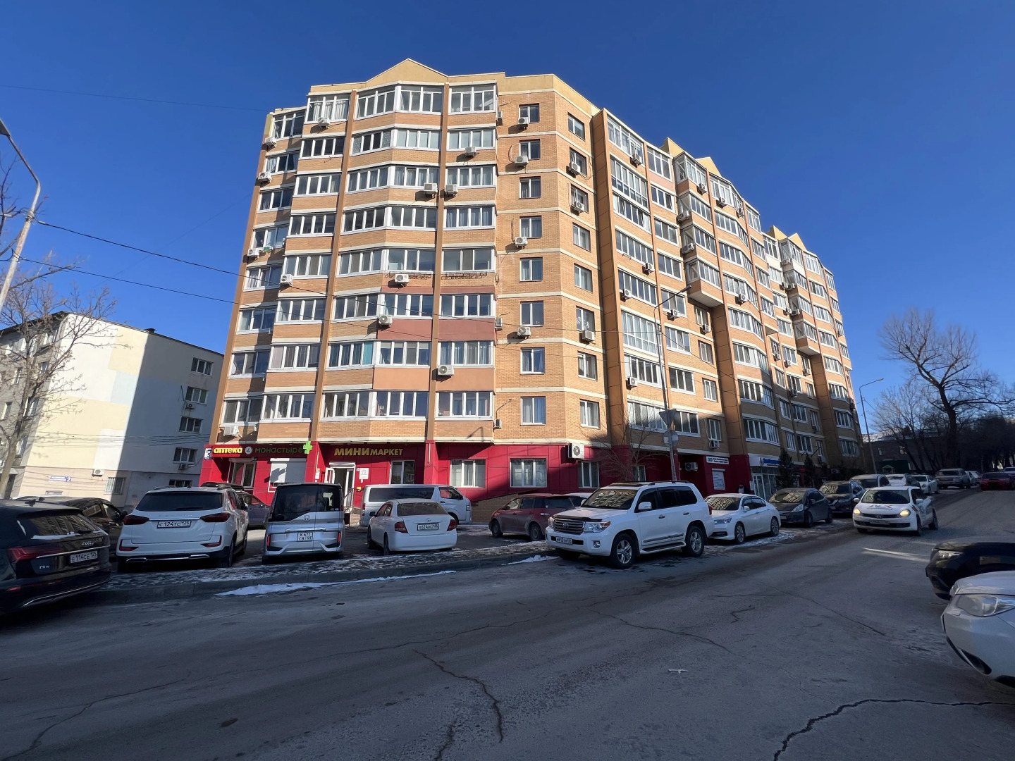 Квартира Уютная 2-х комнатная студия в хорошем районе