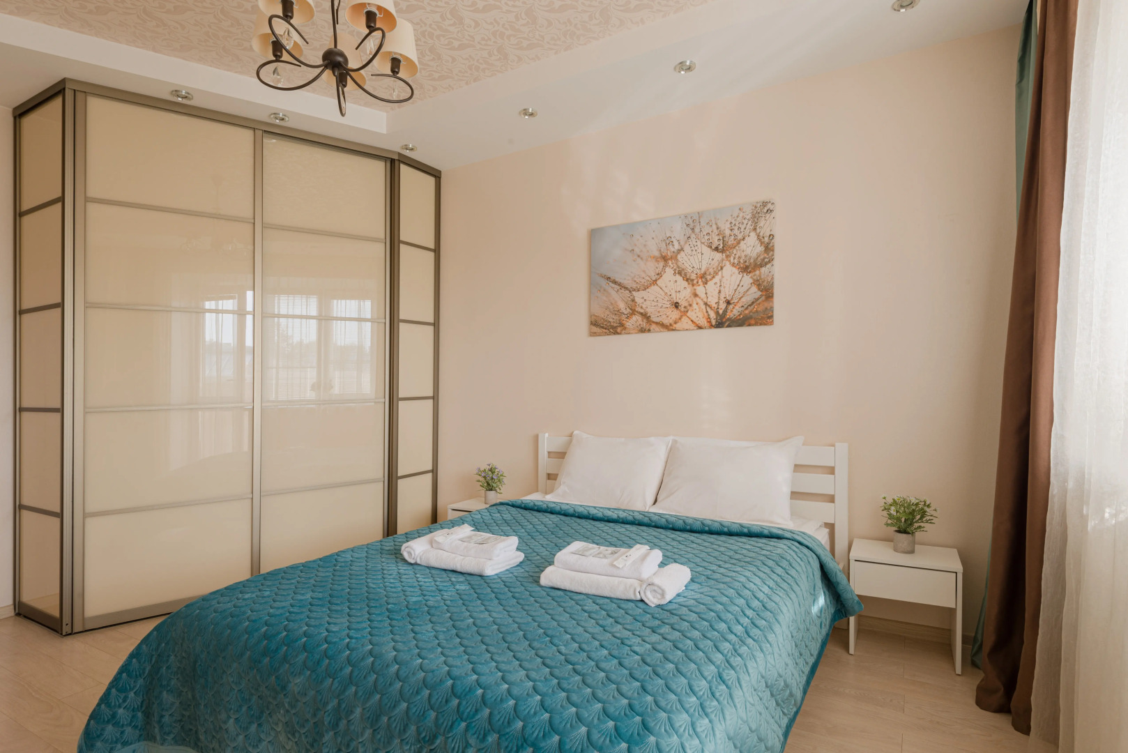 Квартира 2-к в самом центре в новом доме на Ленина 7Б от RentAp, 5 сп.мест