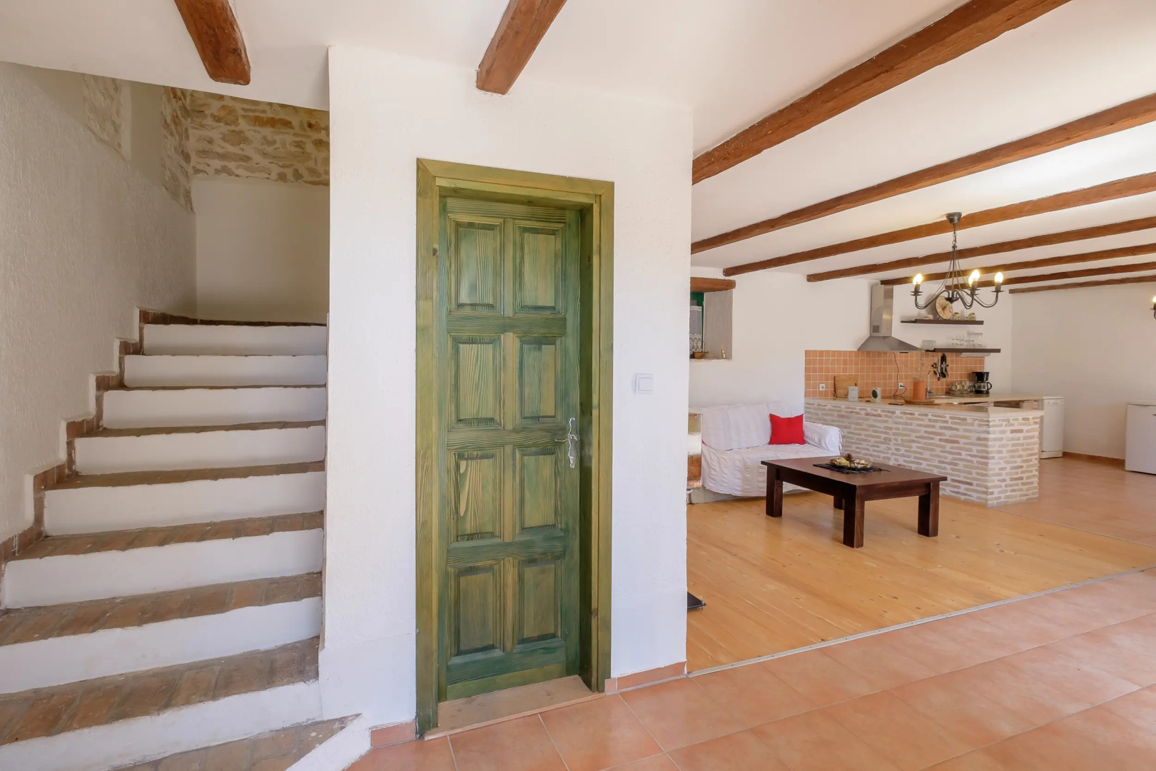 Вилла Lovely Stone with Private Garden and Terrace