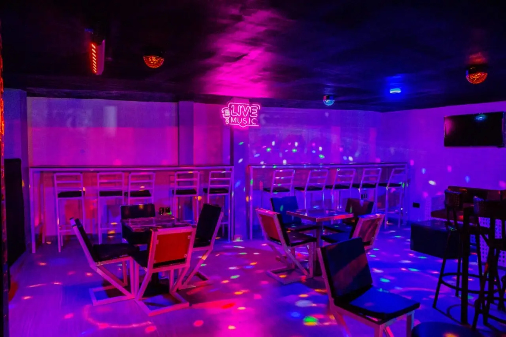 Отель Shugaland Lounge (Annex)